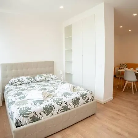 Flaminia Garden Suite-3